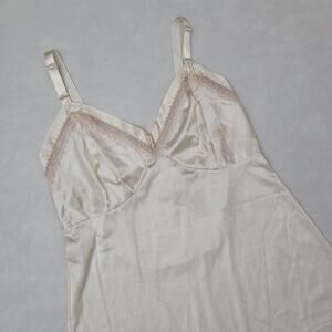 Vintage Pinehurst Lingerie Full Slip Size 36 Beige With Lace Trim Nylon USA Made